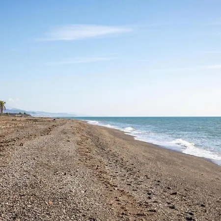 Playa Almayate Aparthotel