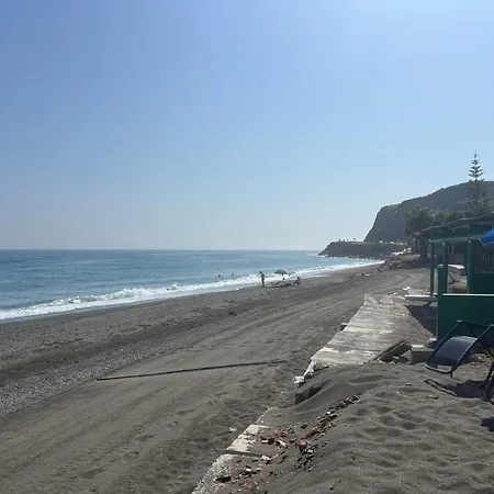 Playa Almayate 公寓式酒店 阿尔马亚特阿尔托