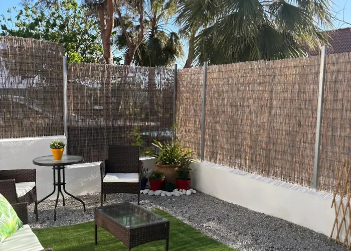 公寓式酒店 Playa Almayate 阿尔马亚特阿尔托